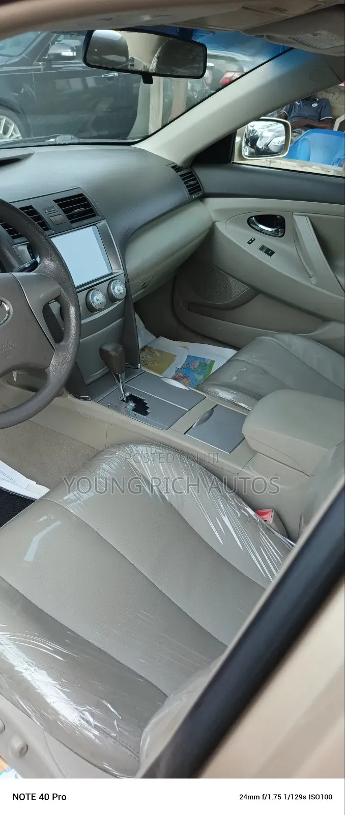 Toyota Camry 2010 Gold