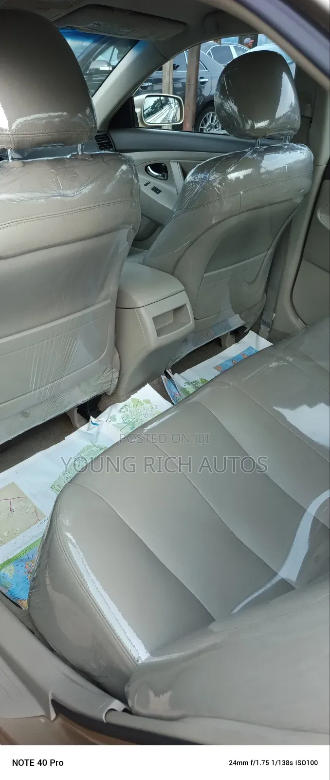 Toyota Camry 2010 Gold