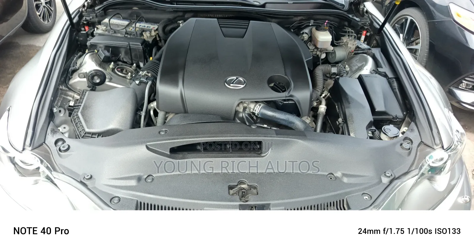 Lexus IS 2017 Silver