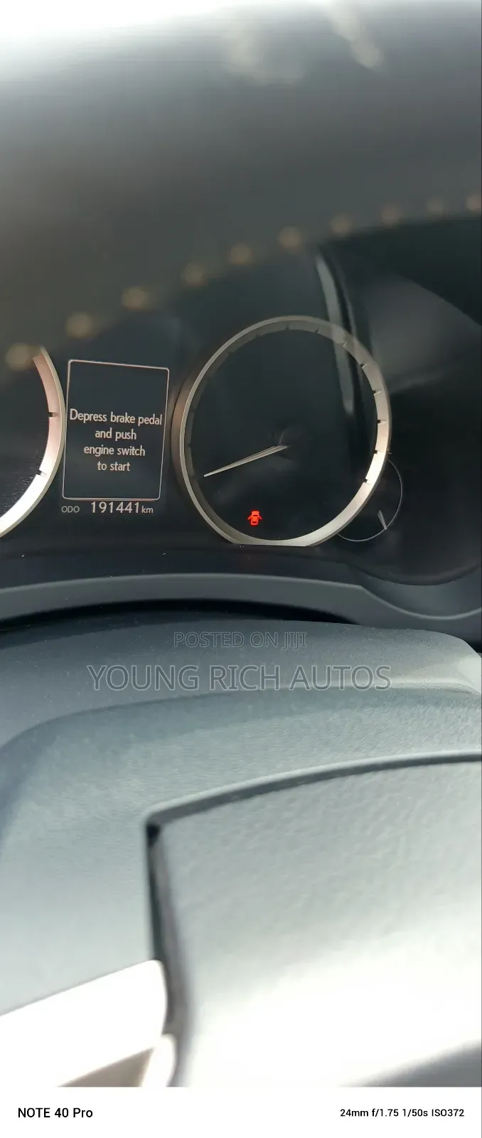 Lexus IS 2017 Silver