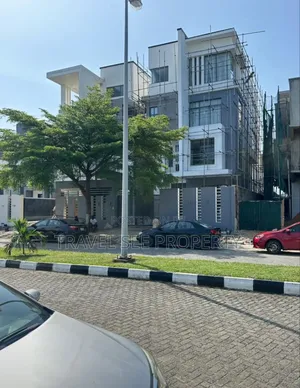 Furnished 5bdrm Mansion in Bananas Lsland for sale