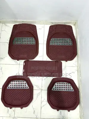 High Grade 5 Seater Car Rubber Foot Mat