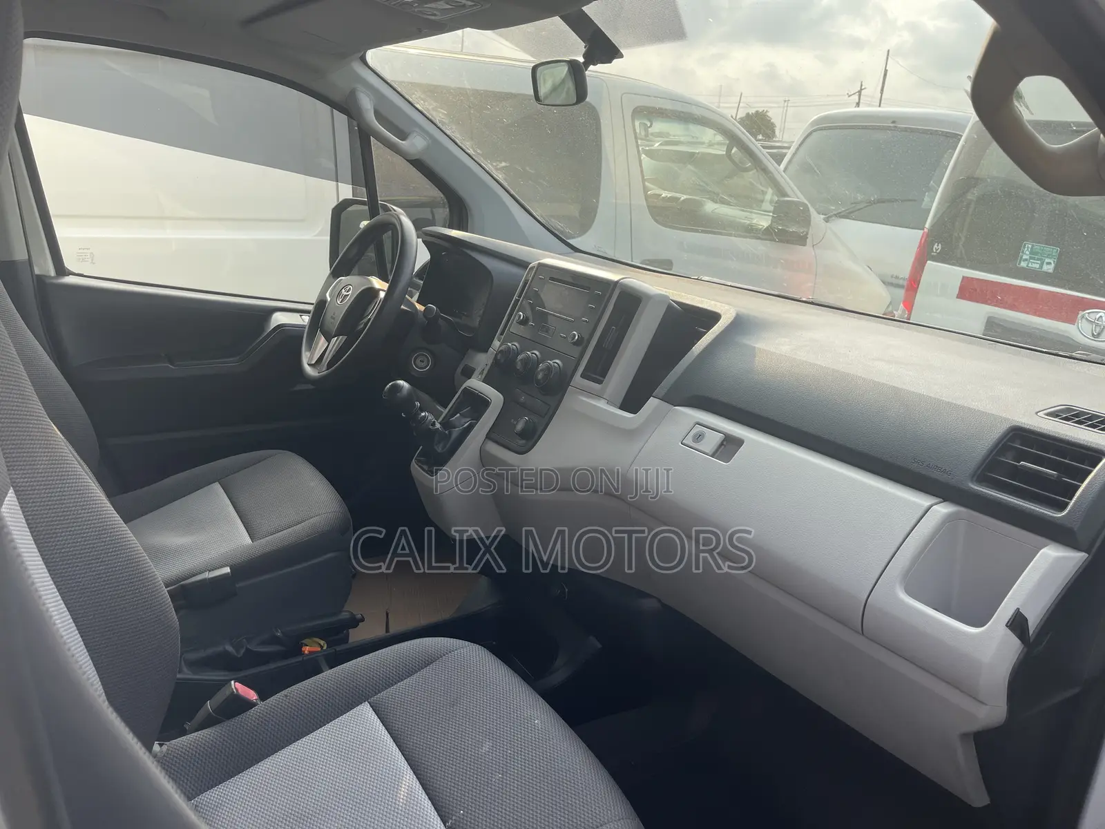Toyota HiAce 2020 White