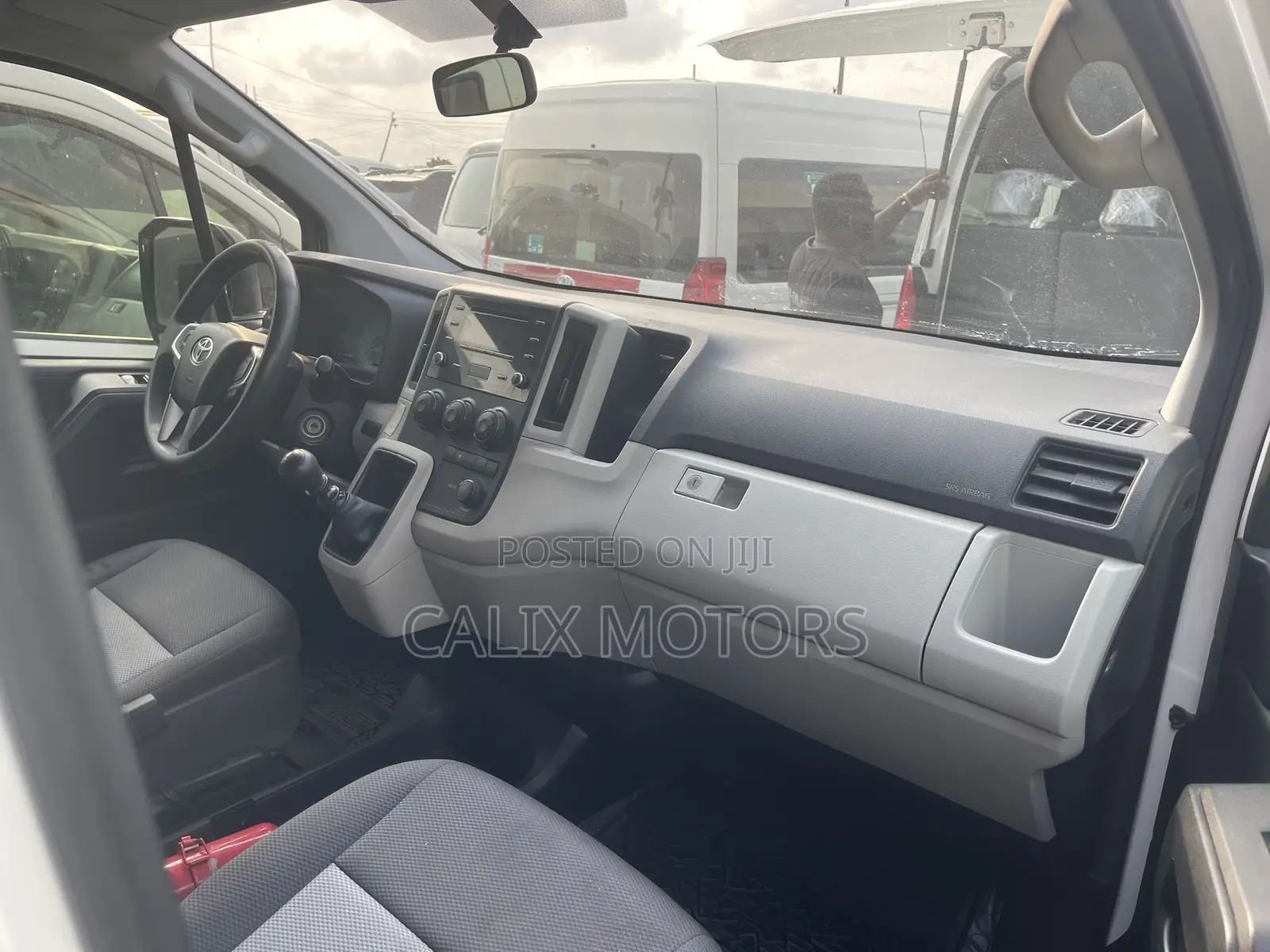 Toyota HiAce 2020 White