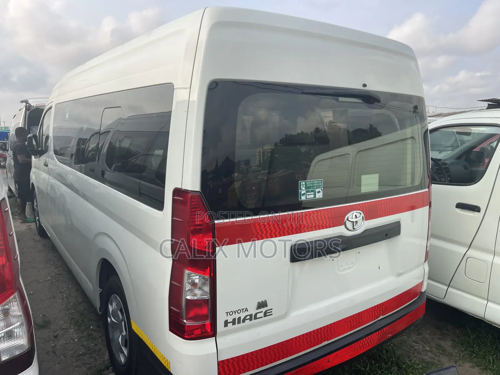 Toyota HiAce 2020 White