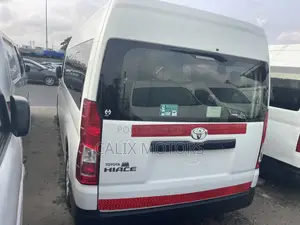 Toyota HiAce 2020 White