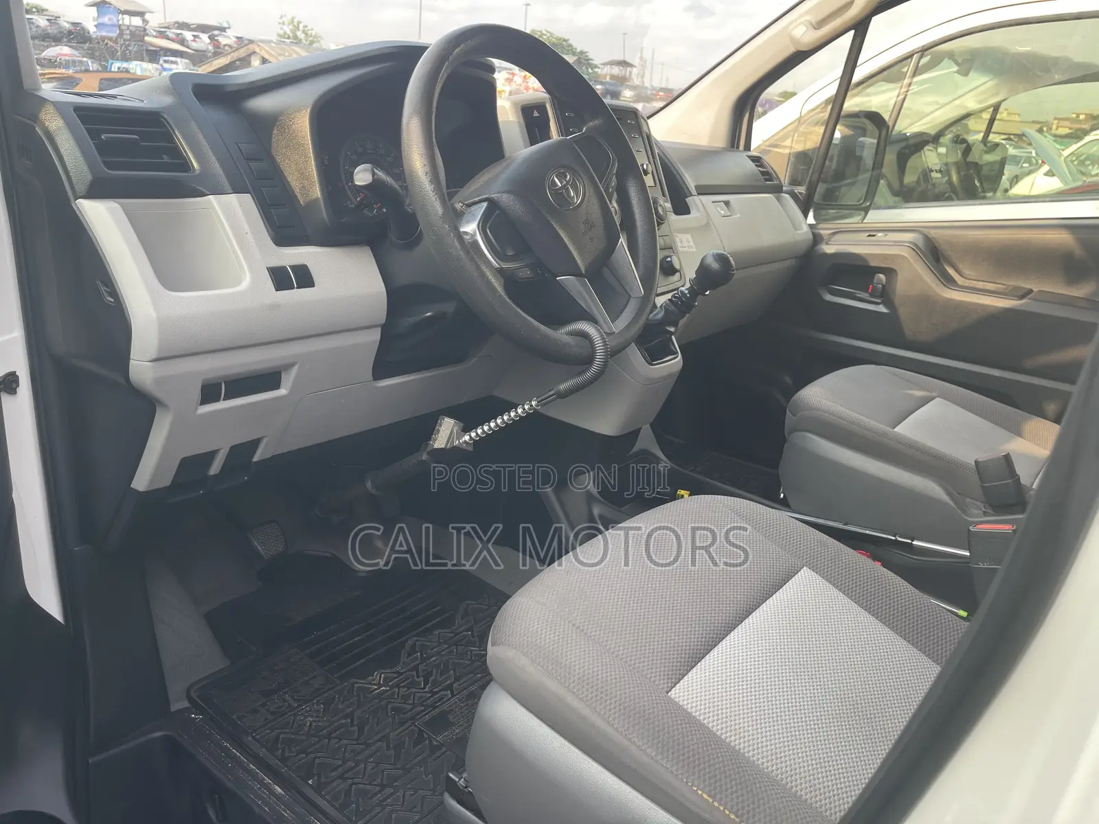 Toyota HiAce 2020 White
