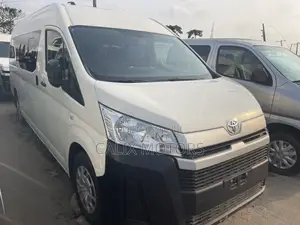 Toyota HiAce 2020 White
