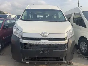 Toyota HiAce 2020 White