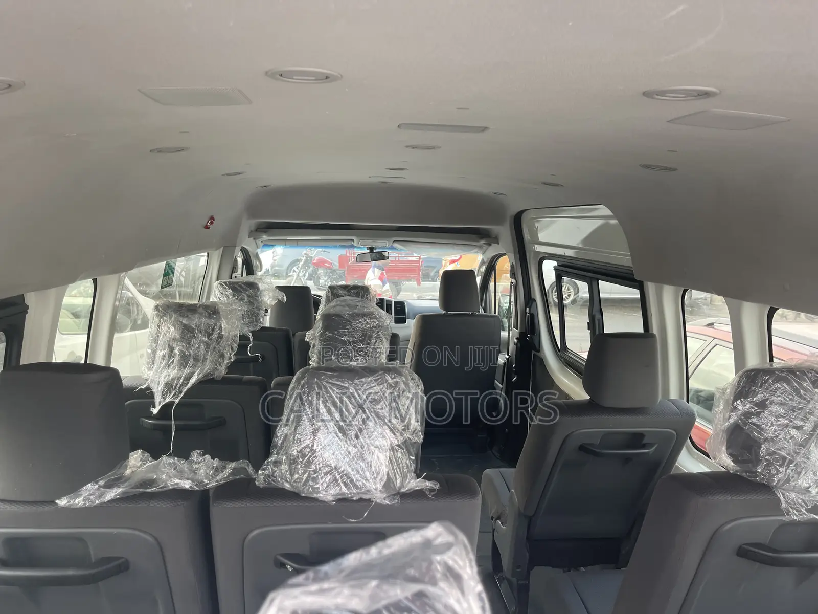 Toyota HiAce 2020 White