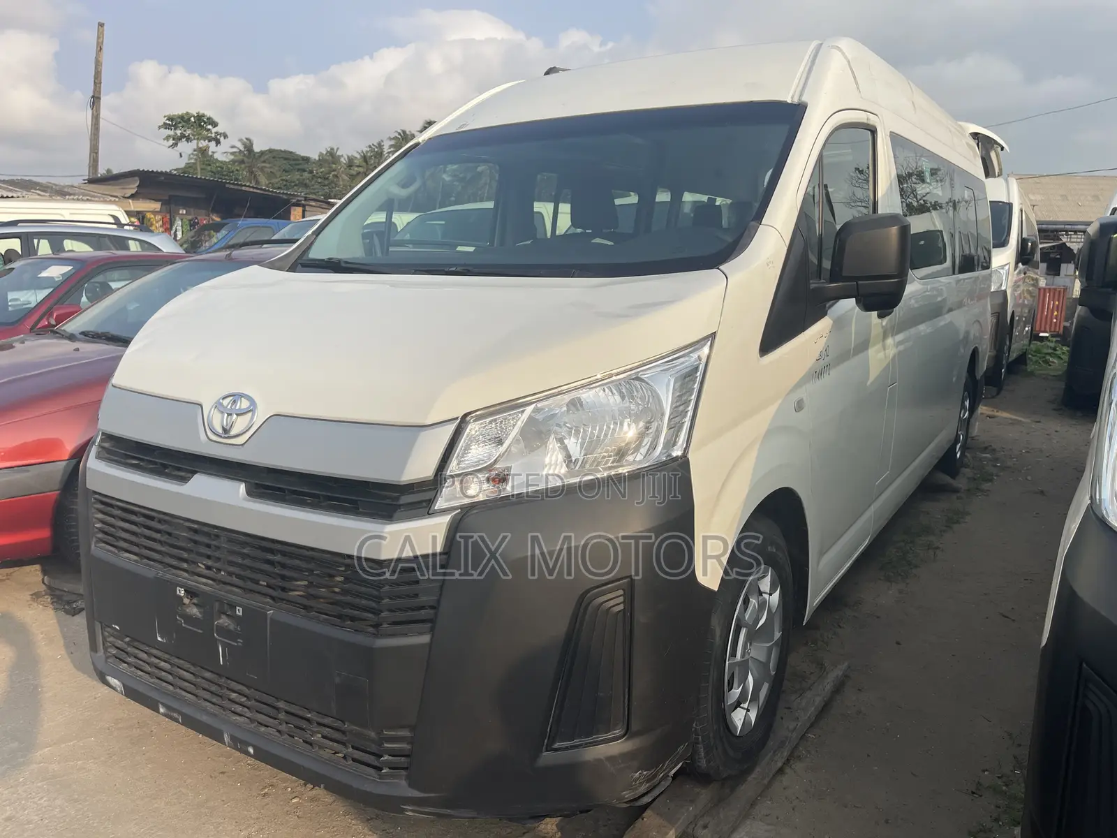 Toyota HiAce 2020 White
