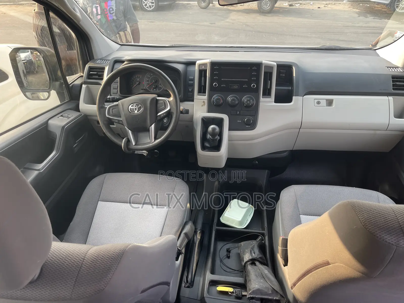 Toyota HiAce 2020 White