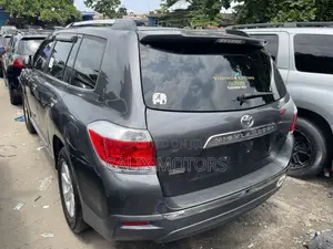 Toyota Highlander 2012 Gray