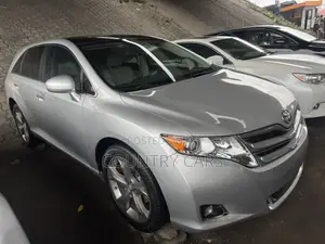 Toyota Venza V6 2012 Silver