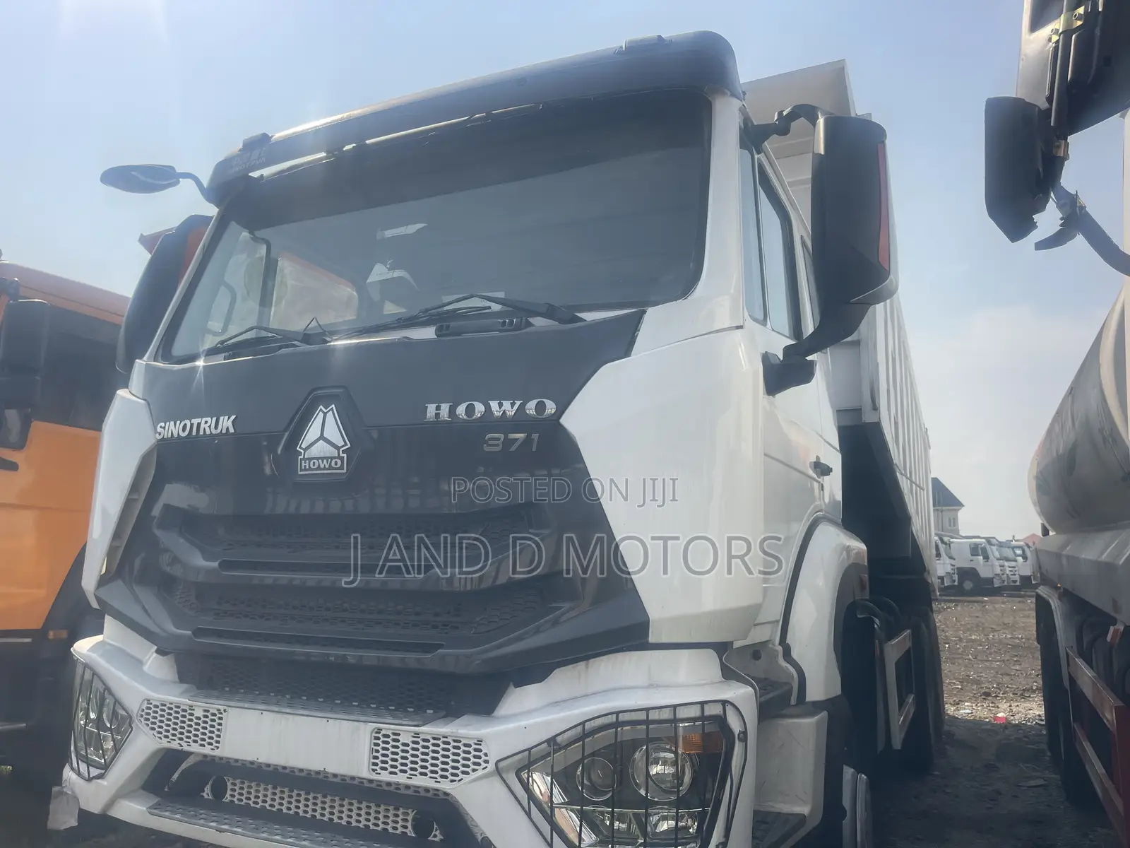 Very Clean and Sharp Sinotruck Howo Tipper