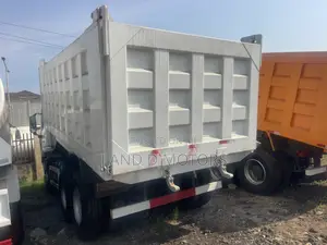Extremely Clean and Sharp Sinotruck Howo Tipper