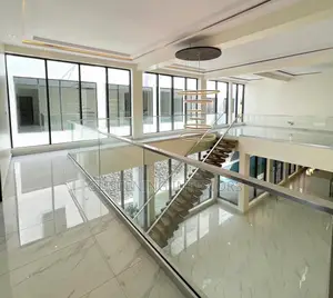 Staircase Wooden 10mm Tempered Glass