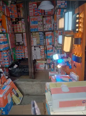 Akt Pop Lightings