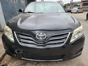 Toyota Camry LE 4dr Sedan (2.5L 4cyl 6A) 2012 Black
