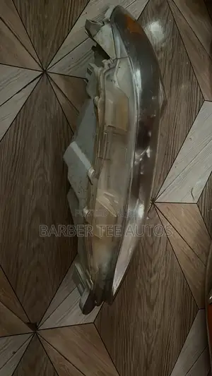 Toyota Camry 2010/11 Headlight