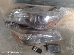 Toyota Camry 2015 to 2017 Model the Two Headlight