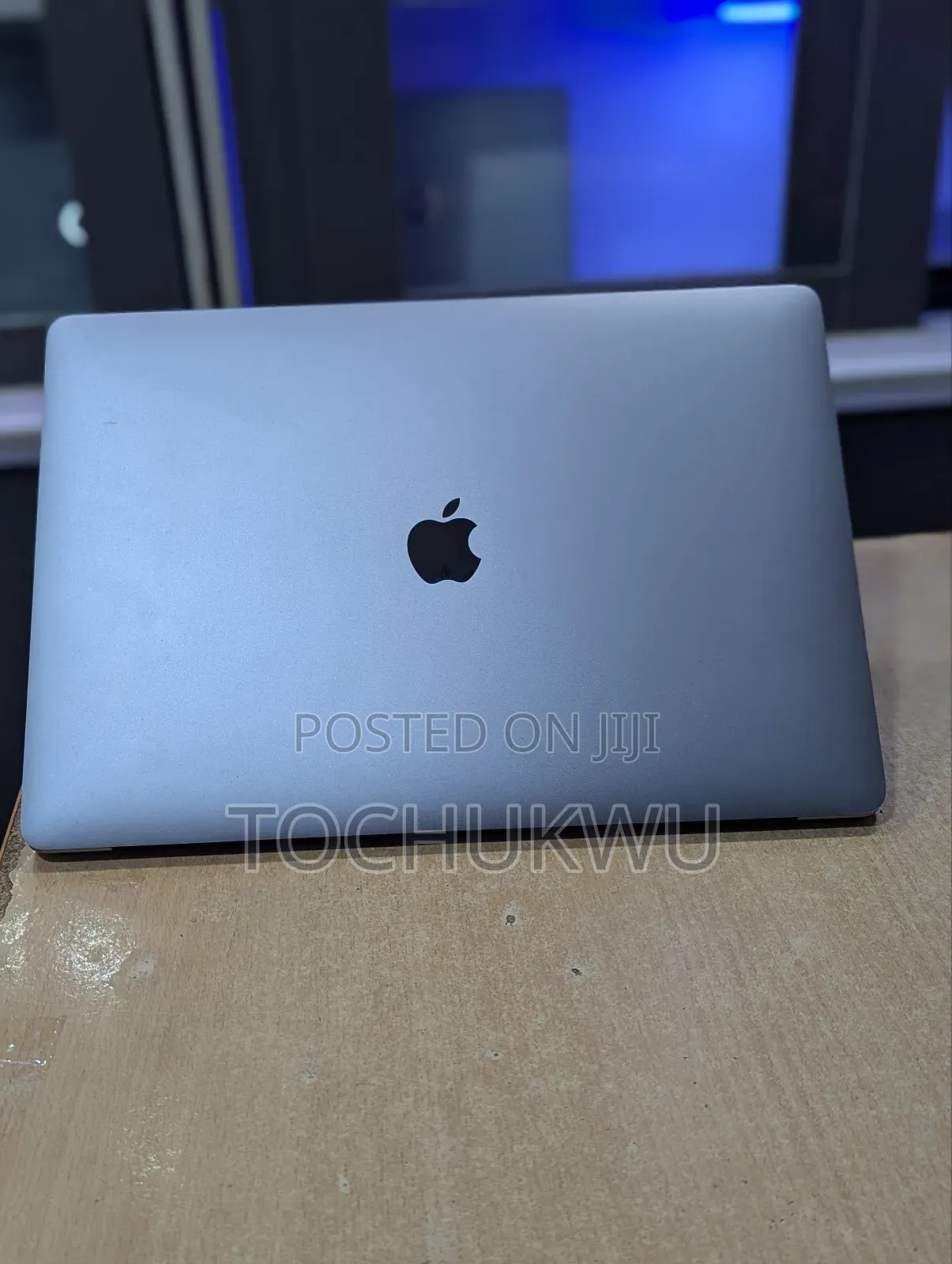 Laptop Apple MacBook Pro 2018 16GB Intel Core I7 SSD 512GB