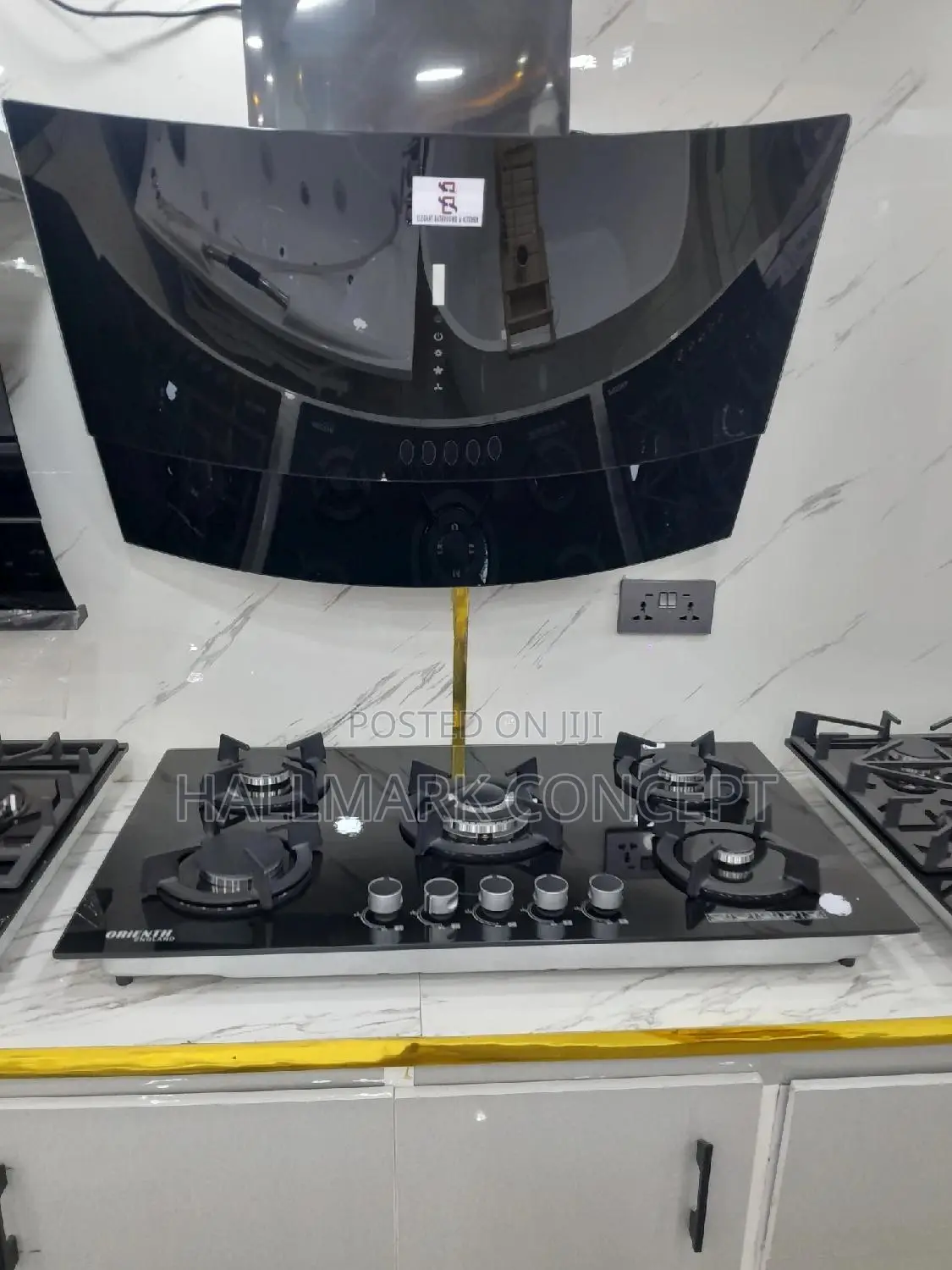 Inbuilt Gas Cooker Top and Extractor