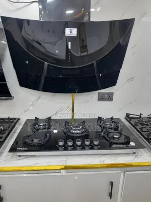 Inbuilt Gas Cooker Top and Extractor