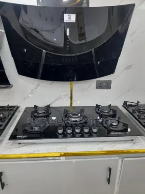Inbuilt Gas Cooker Top and Extractor