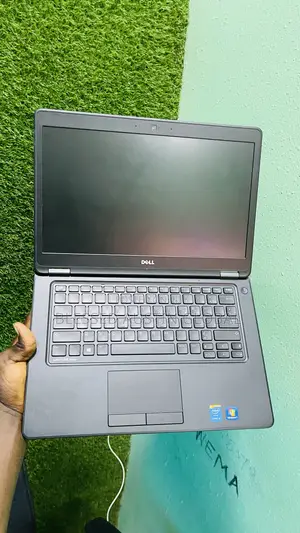 Laptop Dell Latitude 5450 8GB Intel Core I5 HDD 500GB