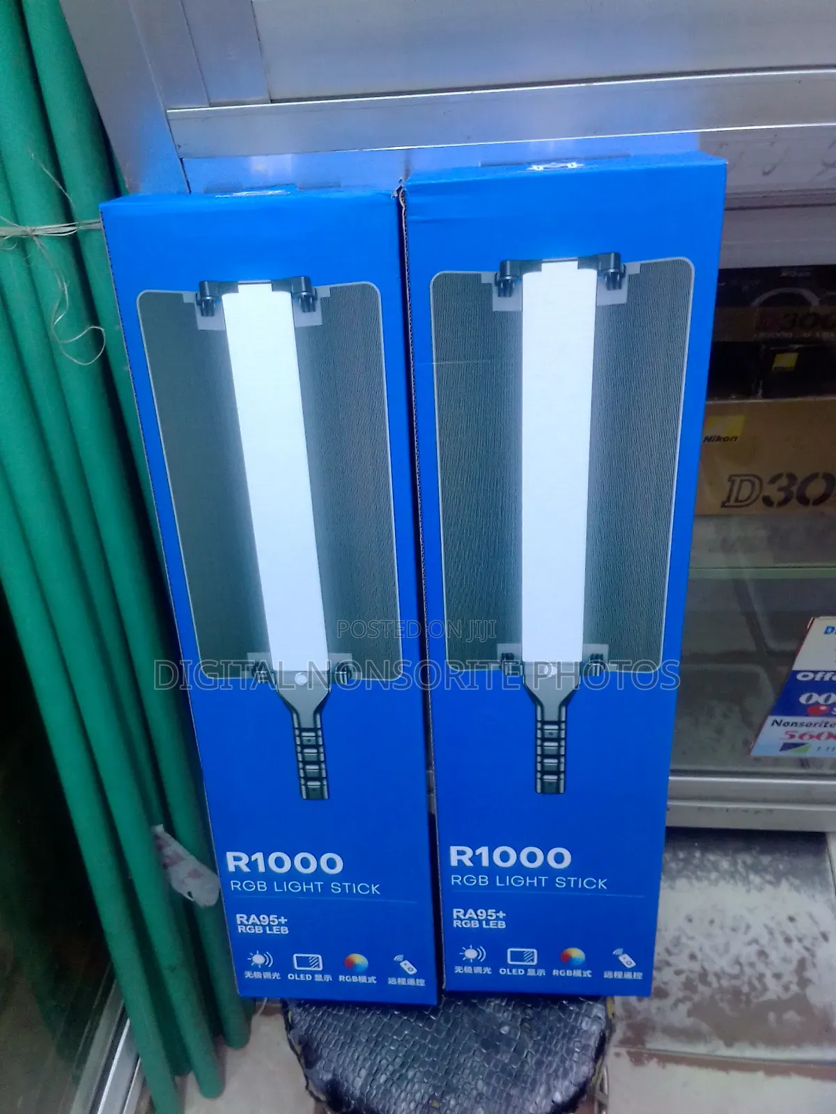 Brand New R1000 RGB Stick Light