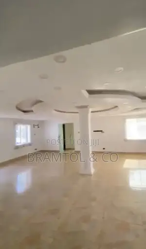 8bdrm Duplex in Wuse 2 for sale
