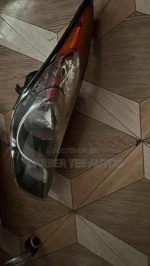 Hyundai Elantra 2013/14 Headlights