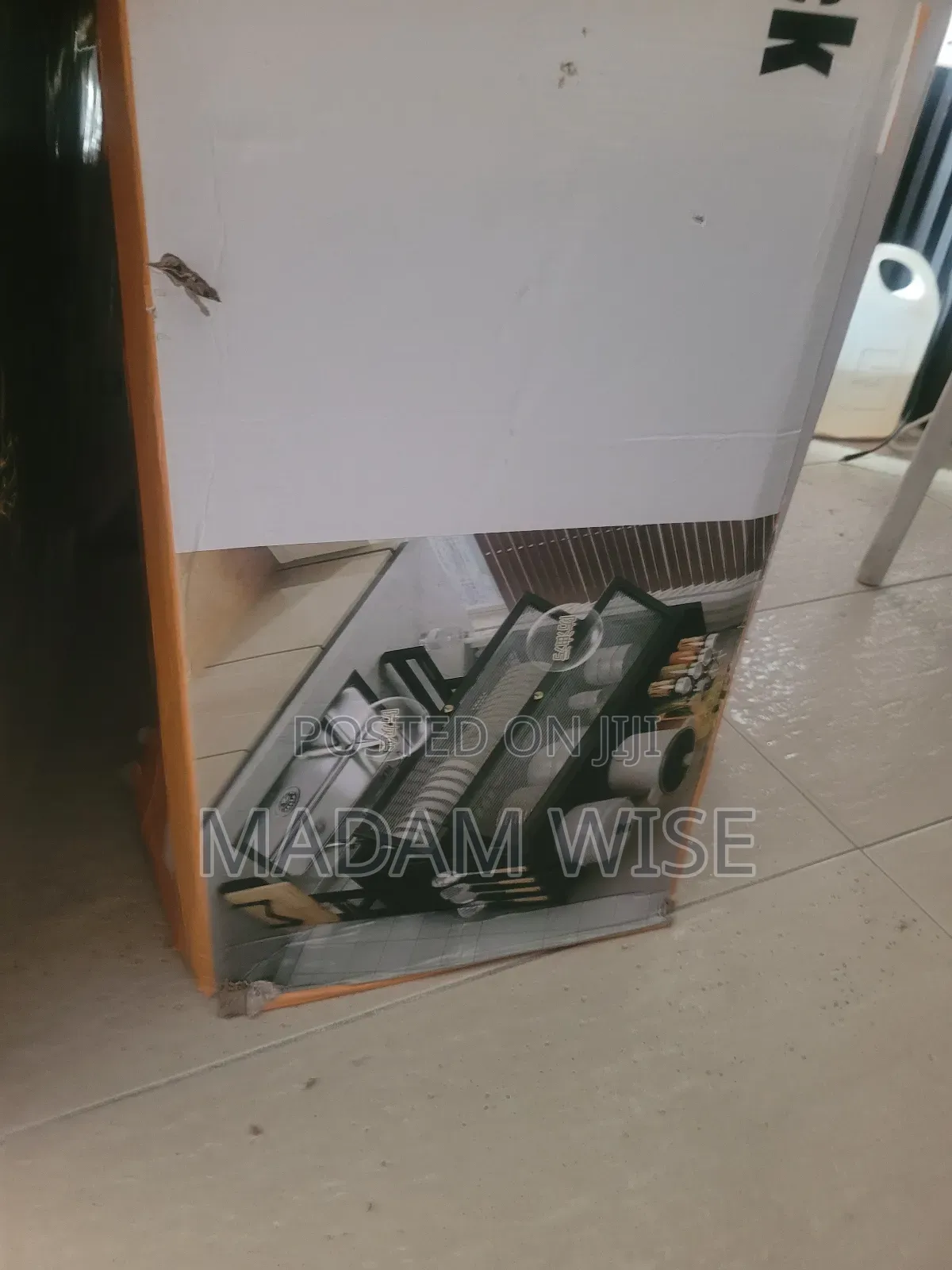 Plates Storage Rack