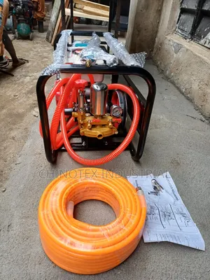 Agricultural Power Straying Machine