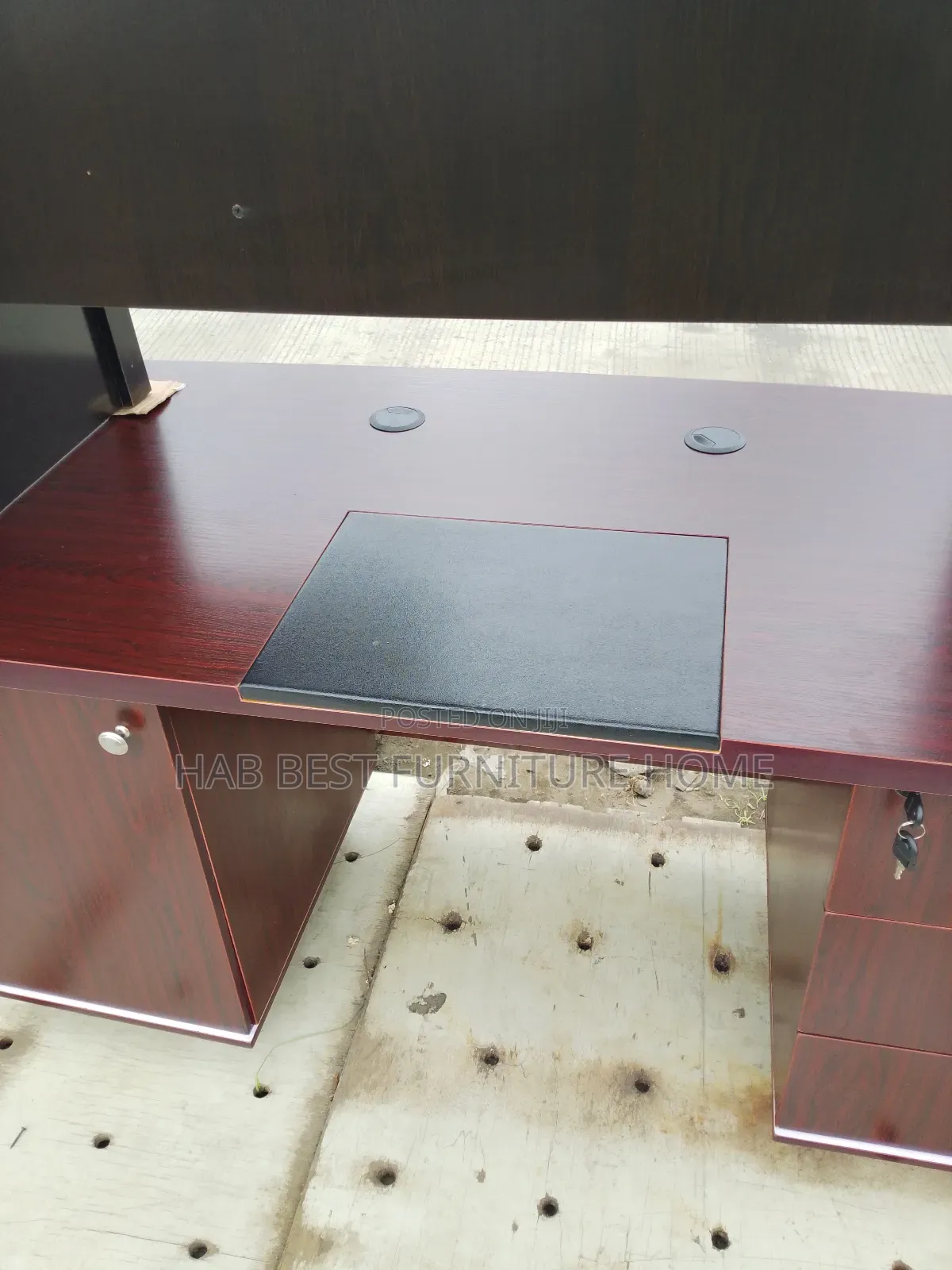 Executive Office Table (Red Rose)