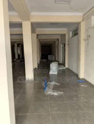 Photo - 600sqm Showroom