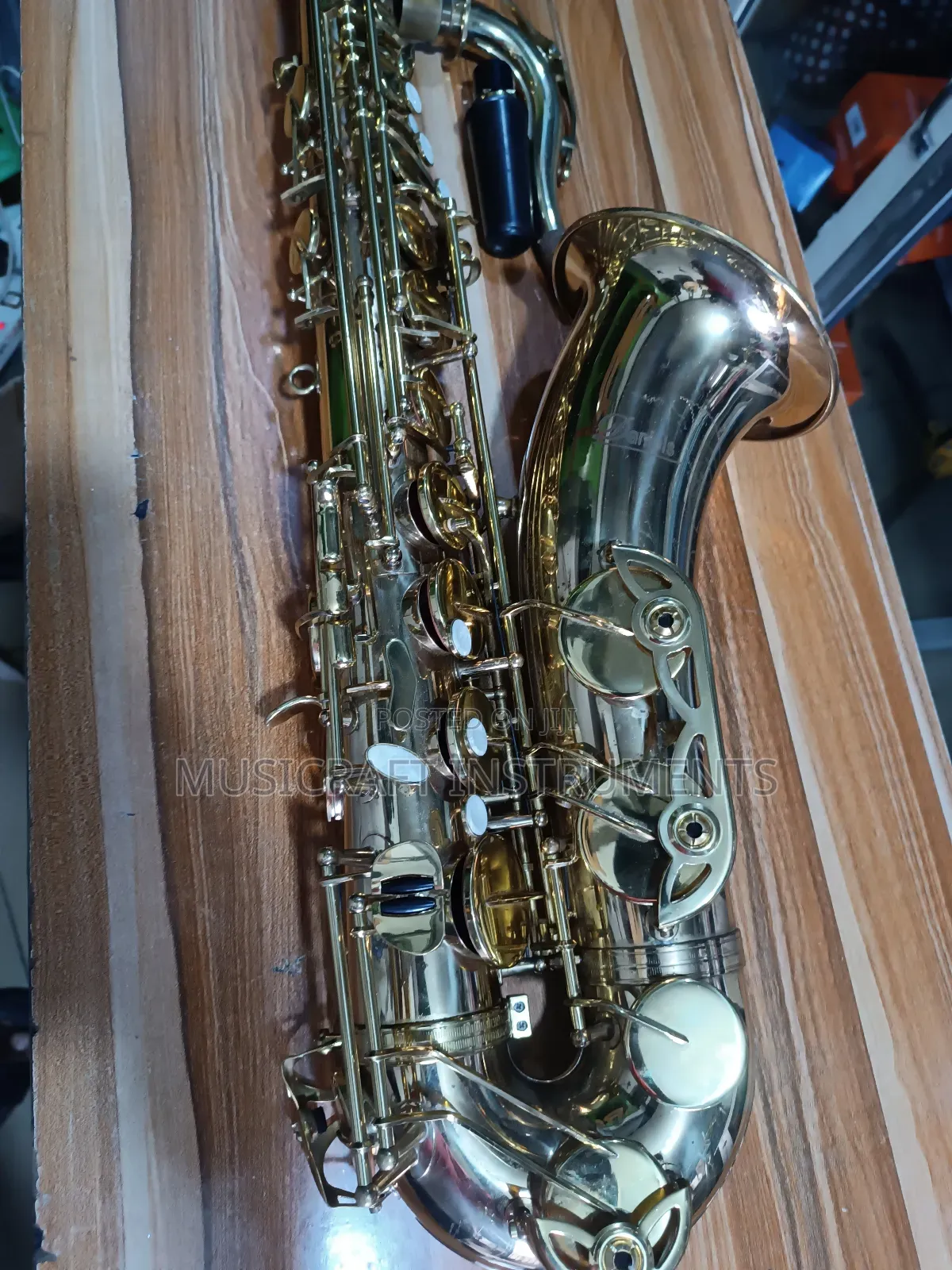 Daniel's Professional Tenor Saxophone