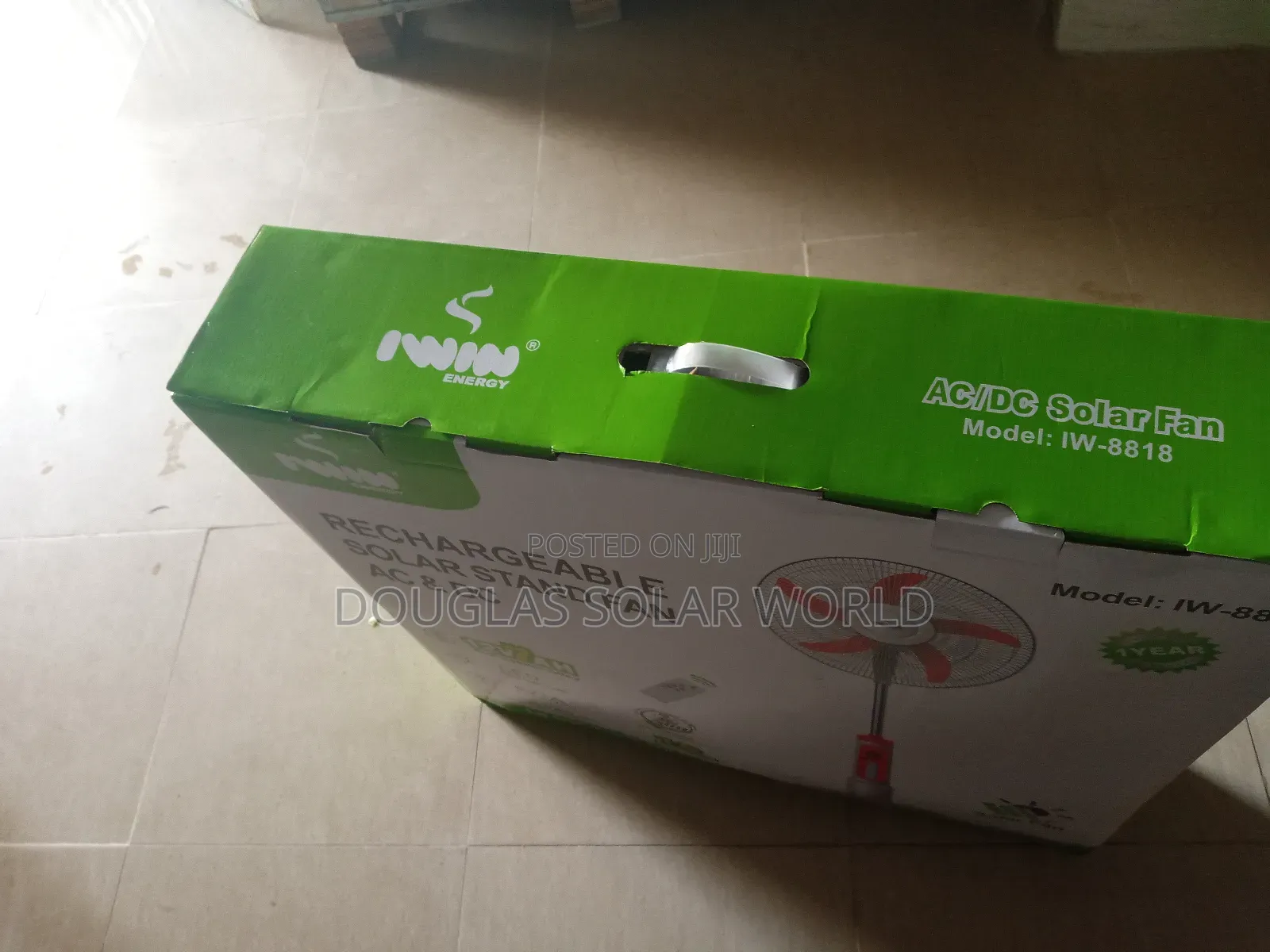 I Win Rechargeable Solar Standing Fan Ac/Dc