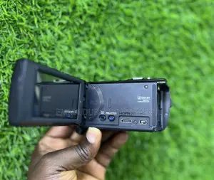 Sony HDR-Pj200 Camcorder Camera With Projector