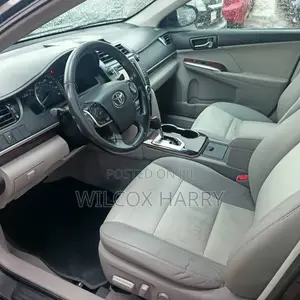 Toyota Camry SE 4dr Sedan (2.5L 4cyl 6A) 2013 Black