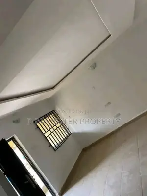 2bdrm Bungalow in River Bank Estate, Ojodu for rent
