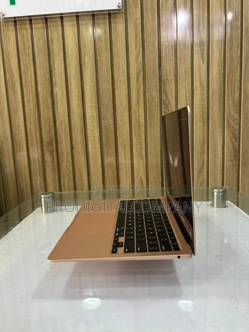 Laptop Apple MacBook Air 2020 M1 8GB Apple M1 SSD 256GB