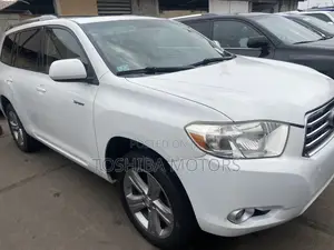 Toyota Highlander Sport 2010 White