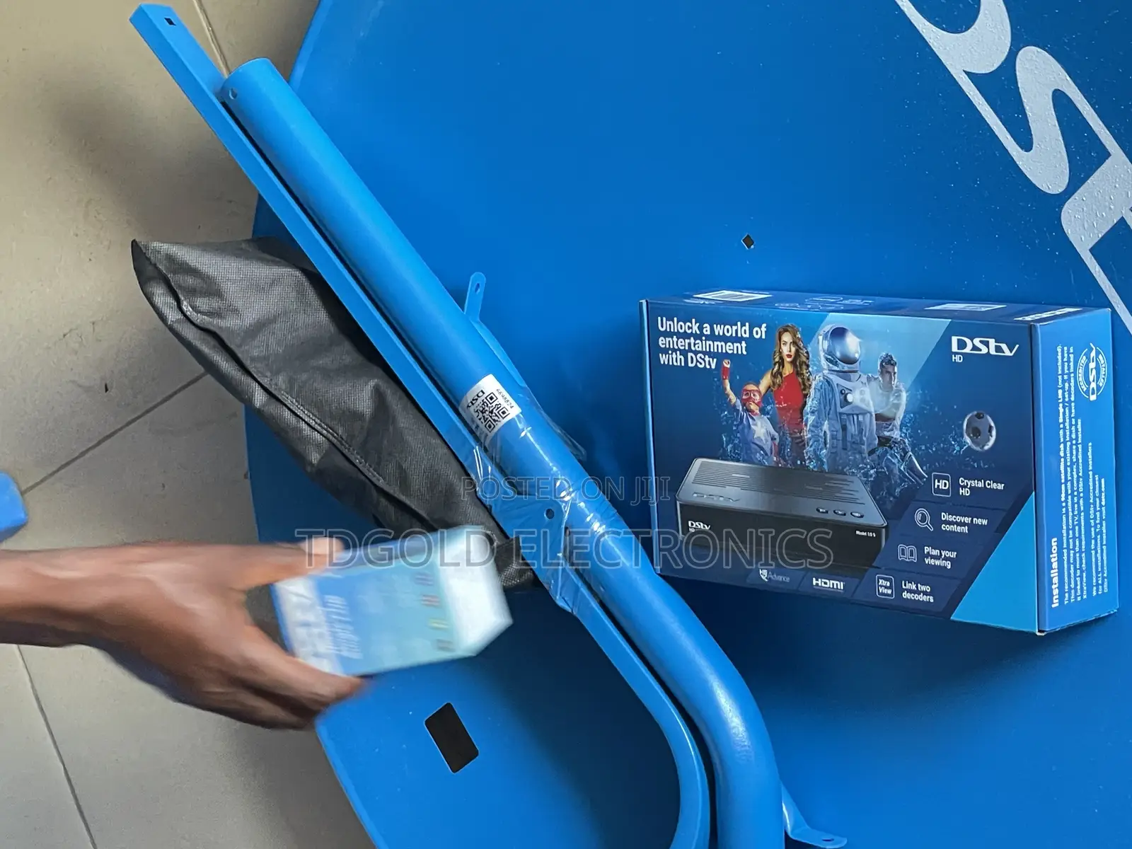 DSTV Hd Decoder With Dish