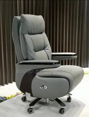 Supersonic Executive Chair