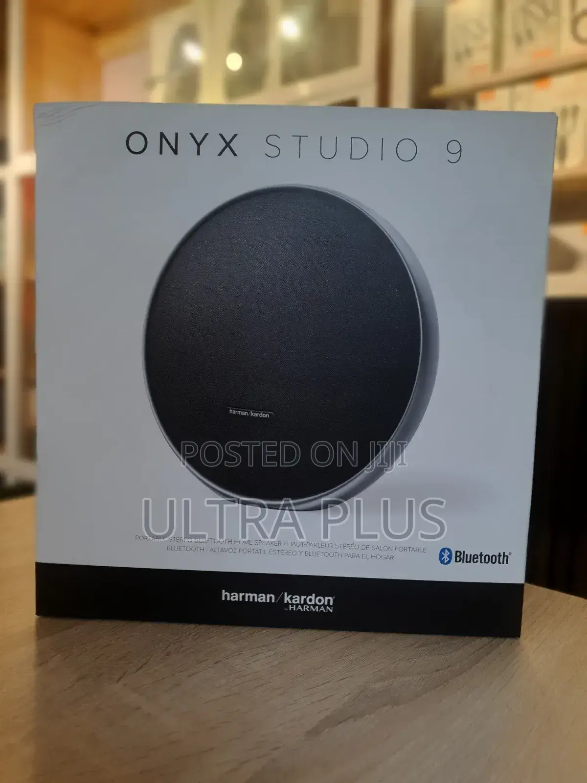 Onyx Studio 9