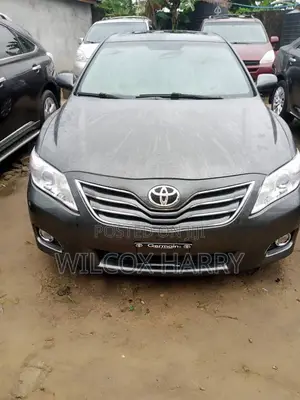 Toyota Camry XLE V6 4dr Sedan (3.5L 6cyl 6AM) 2009 Gray