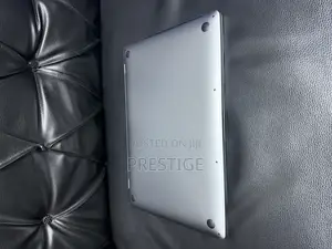 Laptop Apple MacBook Pro 2019 16GB Intel Core I7 SSD 512GB