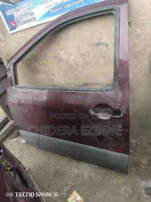 Toyota Sienna 2002 Front Door Left Side